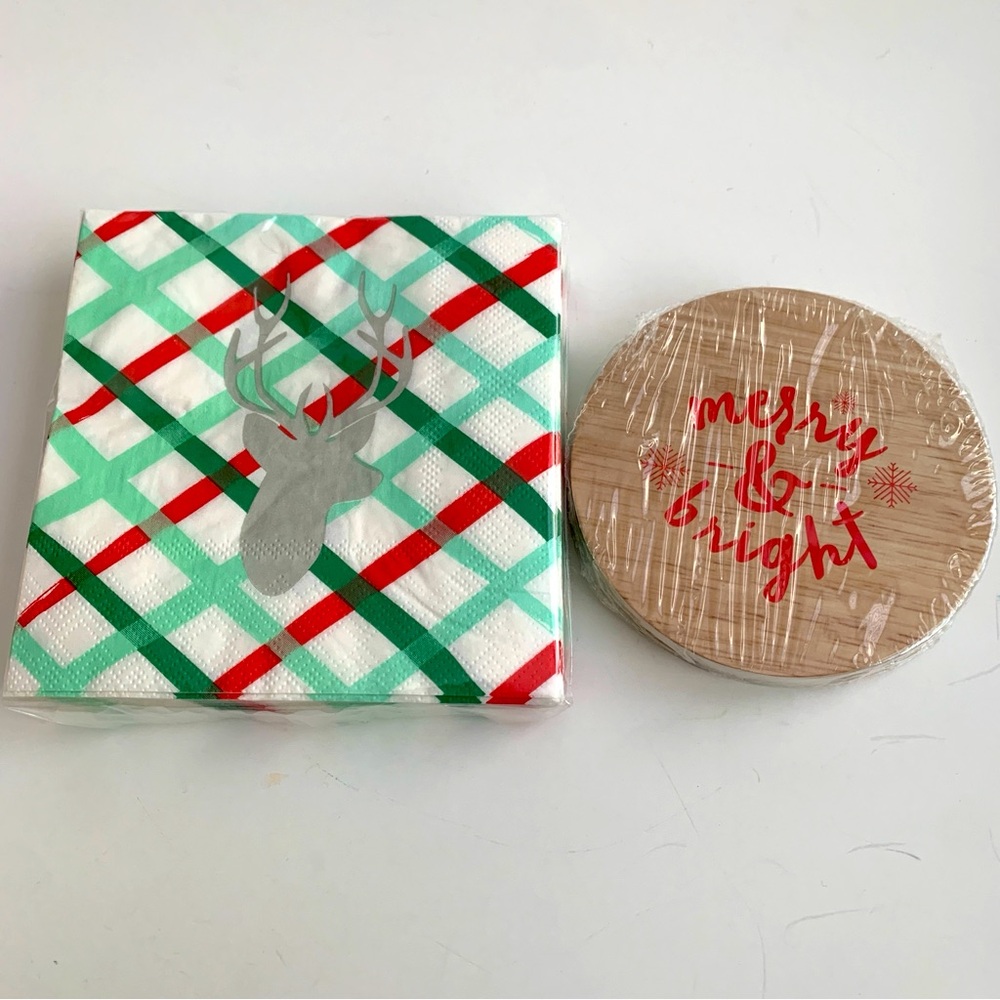 Christmas Holiday Themed Lot of Small Gifts Mug Notepads Towels Napkins NWT - Picture 15 of 16